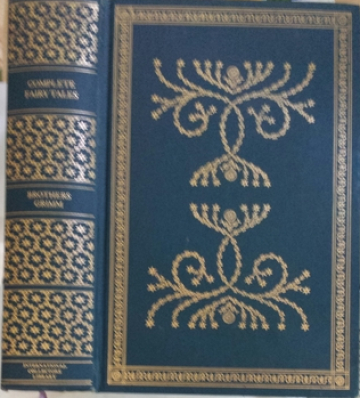 Grimm's Complete Fairy Tales